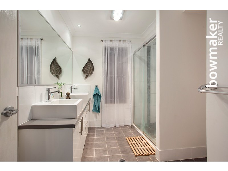 7-9 Barr Place, Ningi QLD 4511