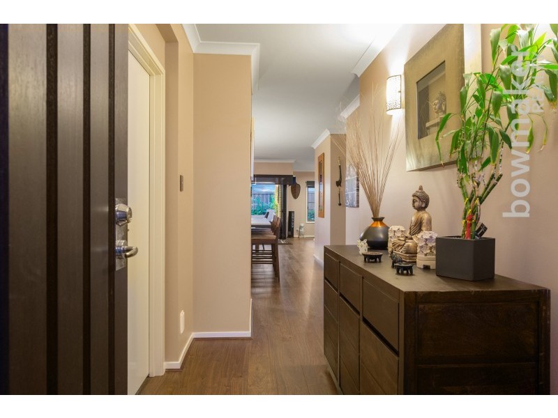 1 Kakadu Court, North Lakes QLD 4509