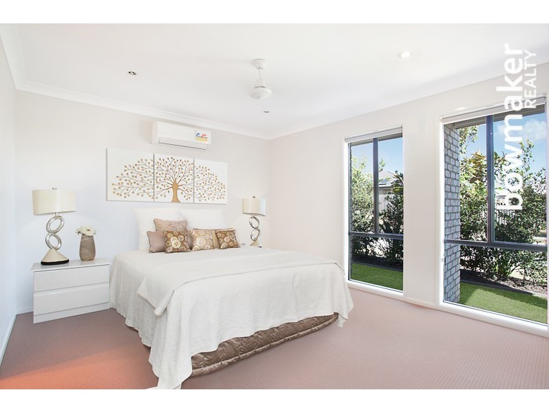 6 Magnetic Terrace, North Lakes QLD 4509