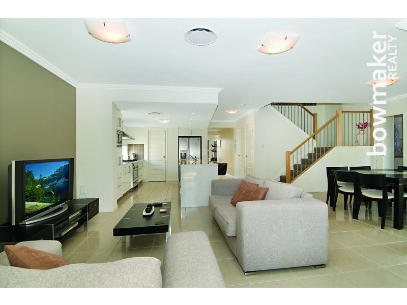 8 Els Court, North Lakes QLD 4509