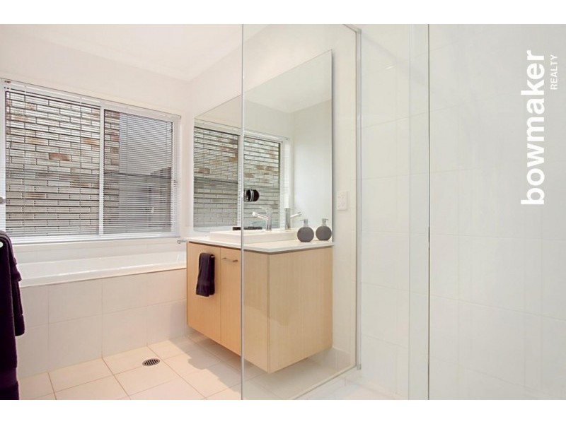 11 Moonie Crescent, North Lakes QLD 4509