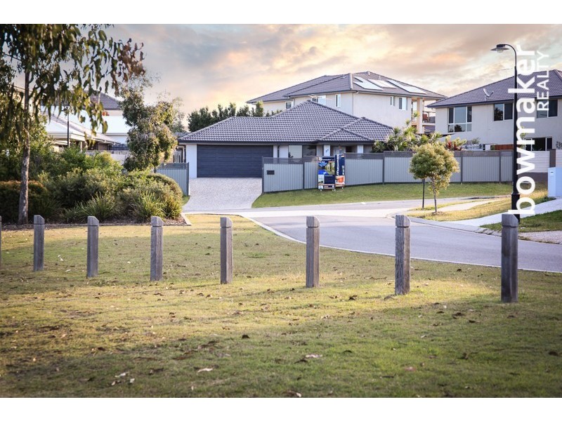 27 Sears Parade, North Lakes QLD 4509