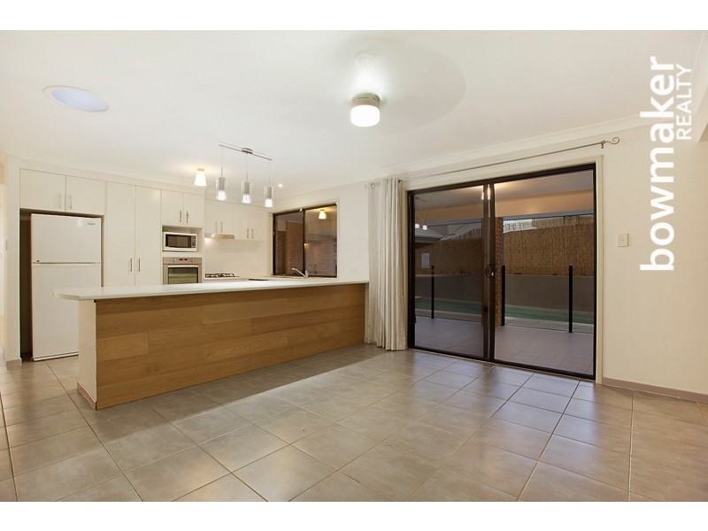 27 Sears Parade, North Lakes QLD 4509