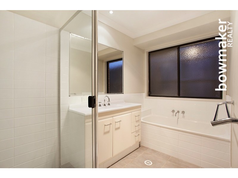 27 Sears Parade, North Lakes QLD 4509