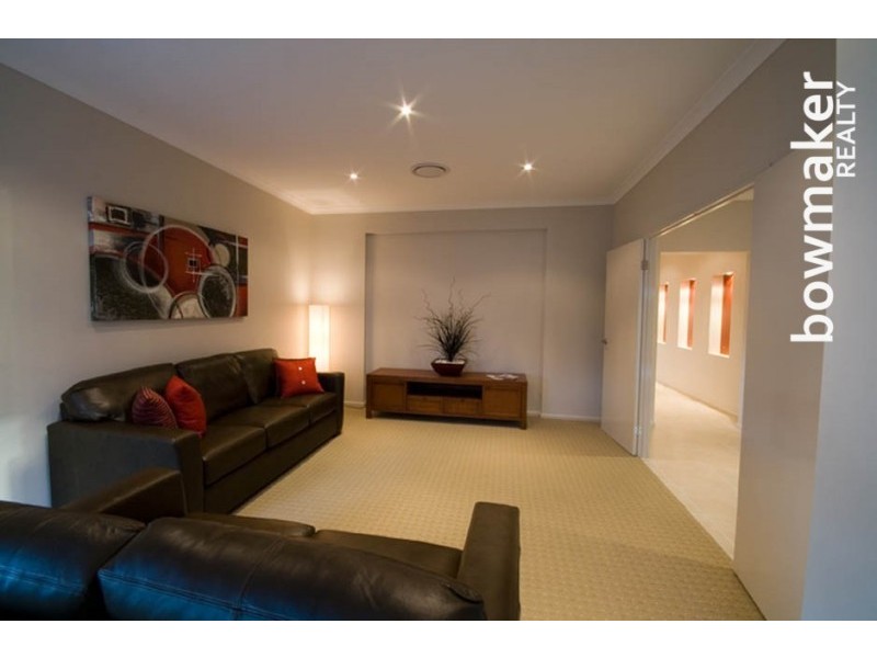 10 Midyim Street, North Lakes QLD 4509