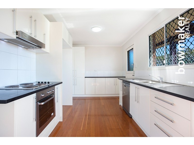 10 Porter Street, Redcliffe QLD 4020