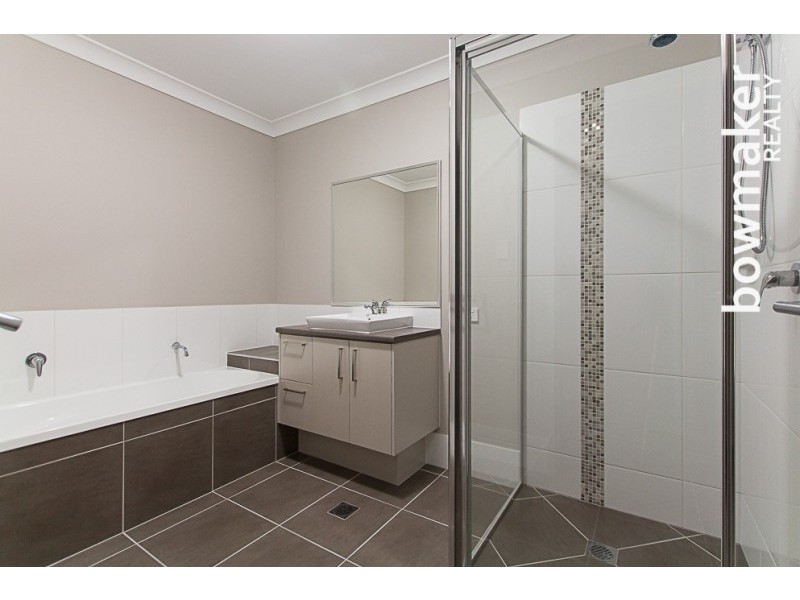 2/14 Crawford Street, Caboolture QLD 4510