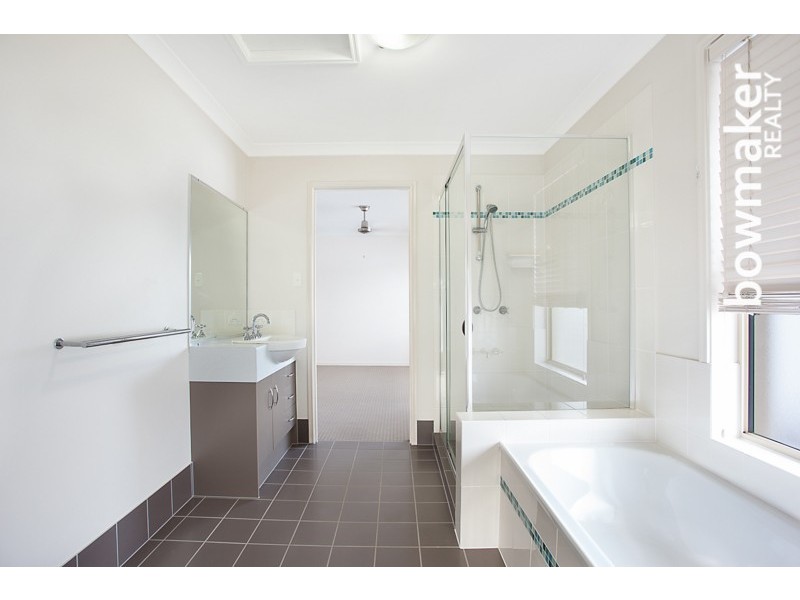 7 Silkpod Street, North Lakes QLD 4509