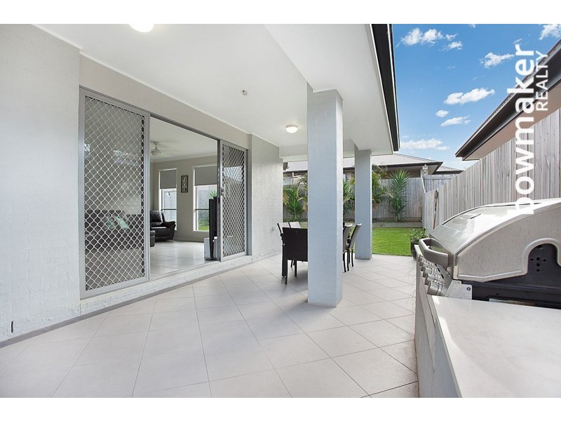 23 Dunes Crescent, North Lakes QLD 4509