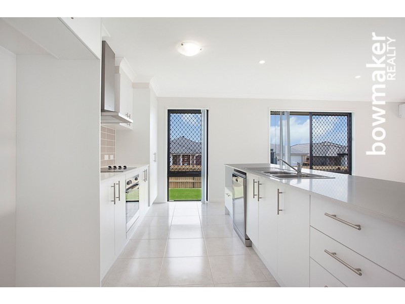 10 Hinton Crescent, Mango Hill QLD 4509