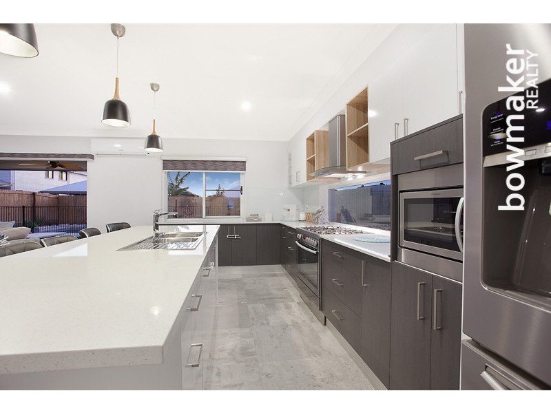 14 Rosemead Street, North Lakes QLD 4509