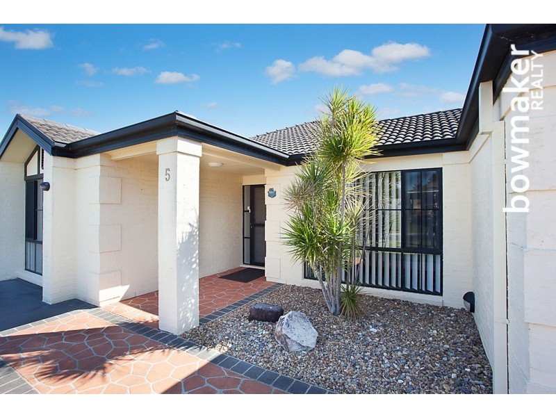 5 Chilton Crescent, North Lakes QLD 4509