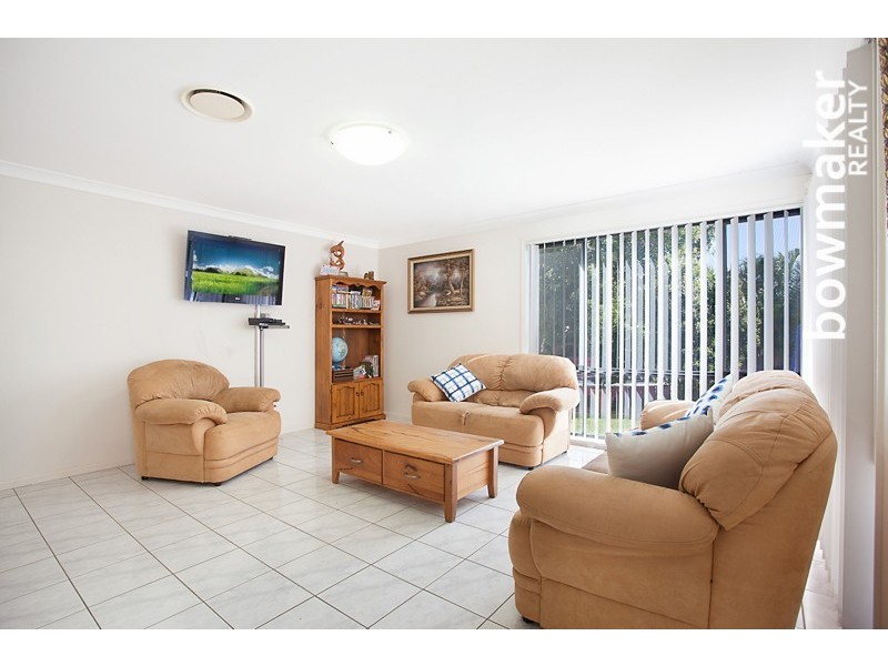 5 Chilton Crescent, North Lakes QLD 4509