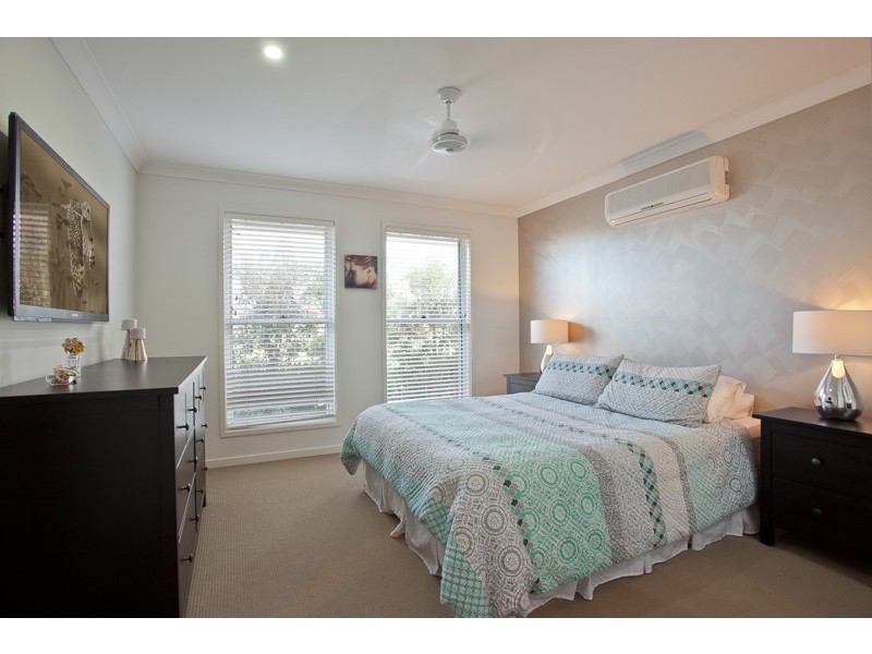 69 Tarragon Pde, Griffin QLD 4503