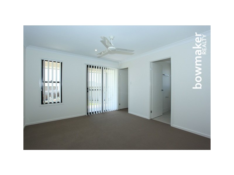 27 Friars Crescent, North Lakes QLD 4509