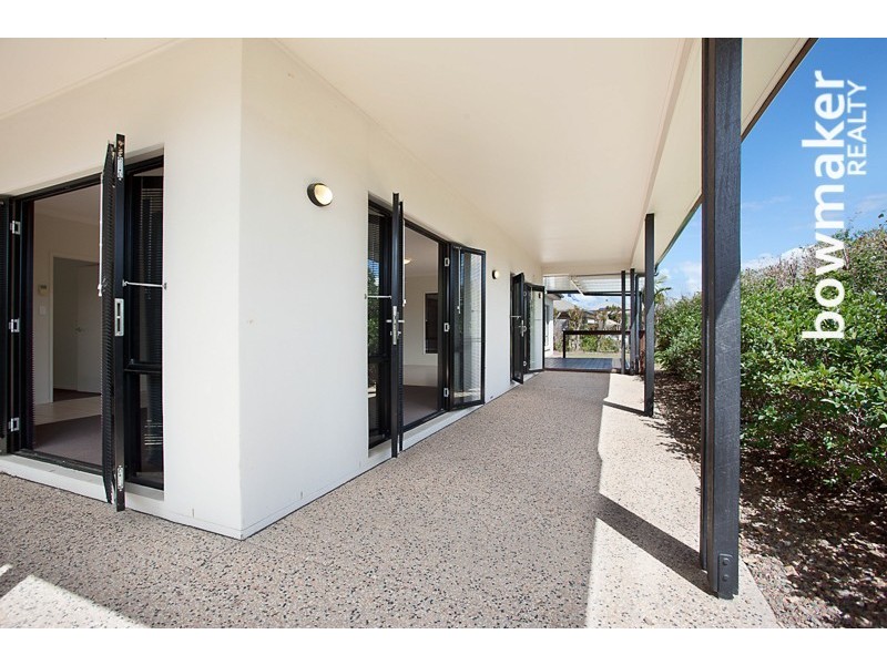 33 Dotterel Crescent, North Lakes QLD 4509