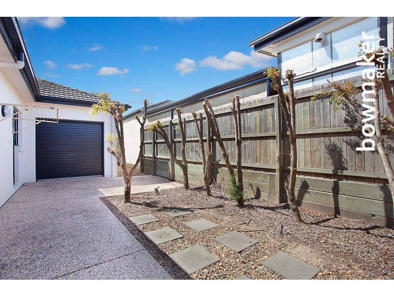 33 Dotterel Crescent, North Lakes QLD 4509