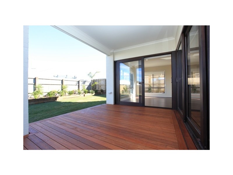 25 Lytham Circuit, North Lakes QLD 4509