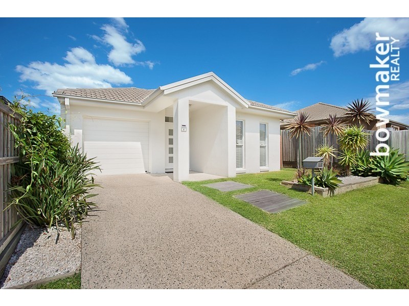 4 Forrestal Circuit, North Lakes QLD 4509