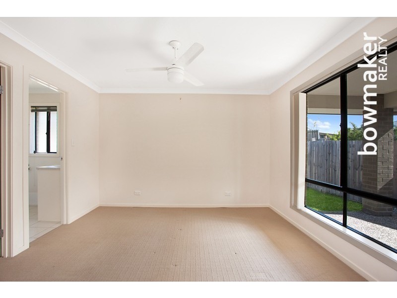 5 Williams Crescent, North Lakes QLD 4509