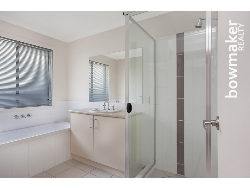 5 Williams Crescent, North Lakes QLD 4509