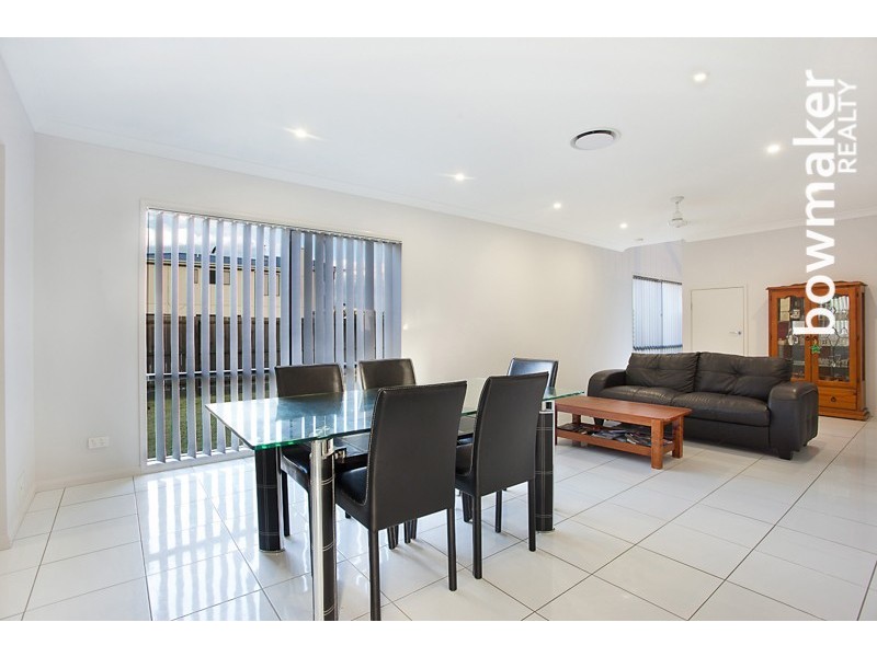 1 Riviera Cres, North Lakes QLD 4509