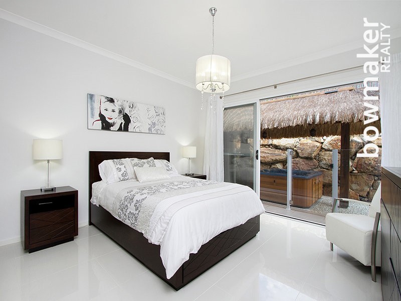 14 Cowen Terrace, North Lakes QLD 4509