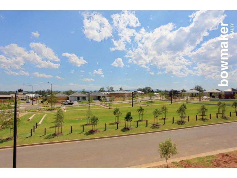 16 Brooklyn Close, North Lakes QLD 4509