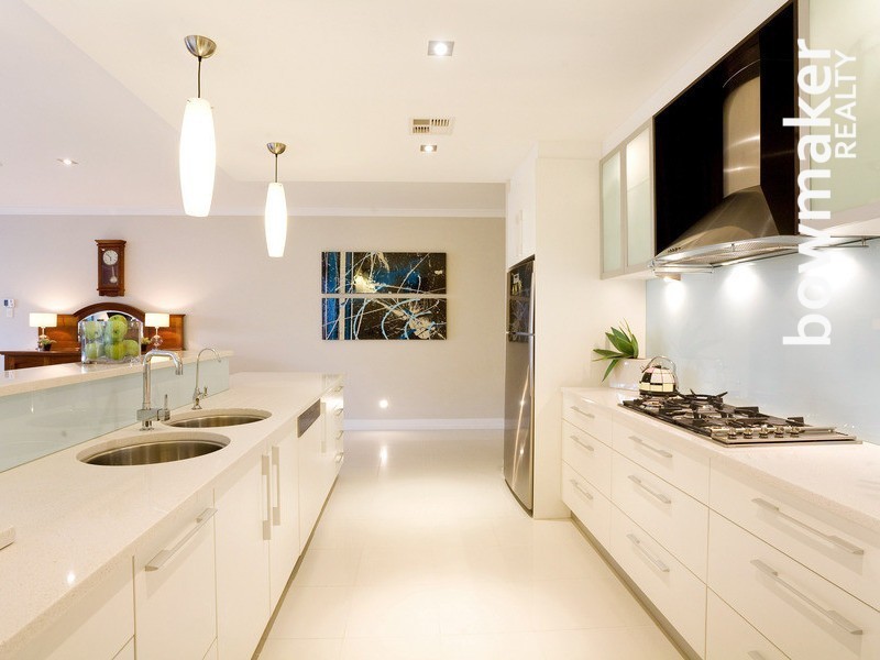 14 Allenby Close, North Lakes QLD 4509