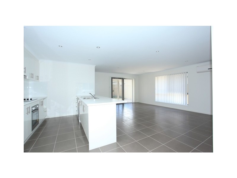 9 Morfontaine Street, North Lakes QLD 4509