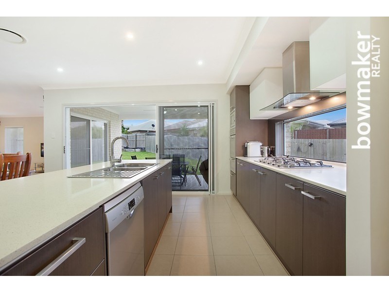 22 Kingdom Circuit, North Lakes QLD 4509