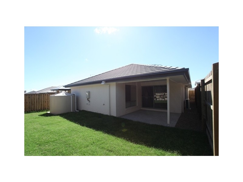 131 Mackintosh Drive, North Lakes QLD 4509