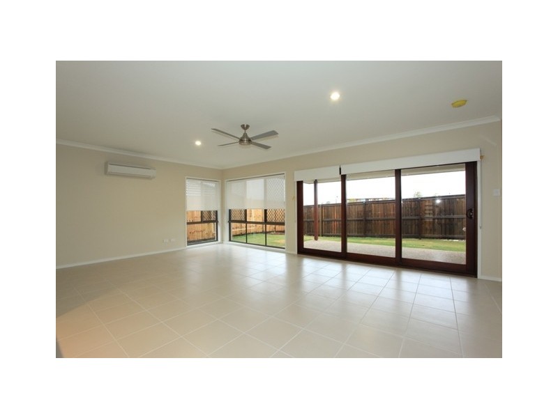 41 Chalk Circuit, North Lakes QLD 4509