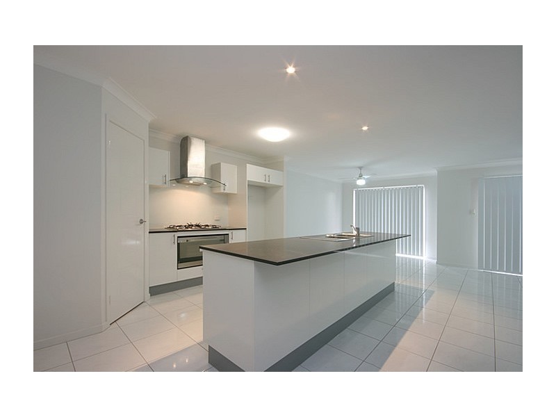 25 Mersey Street, North Lakes QLD 4509