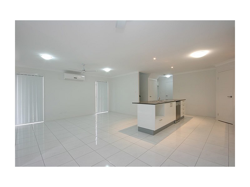 25 Mersey Street, North Lakes QLD 4509