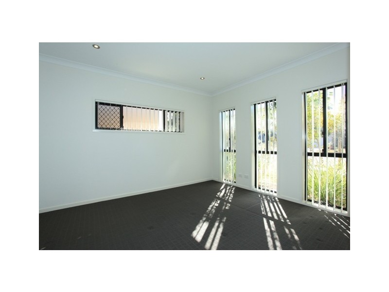 37 Astley Parade, North Lakes QLD 4509