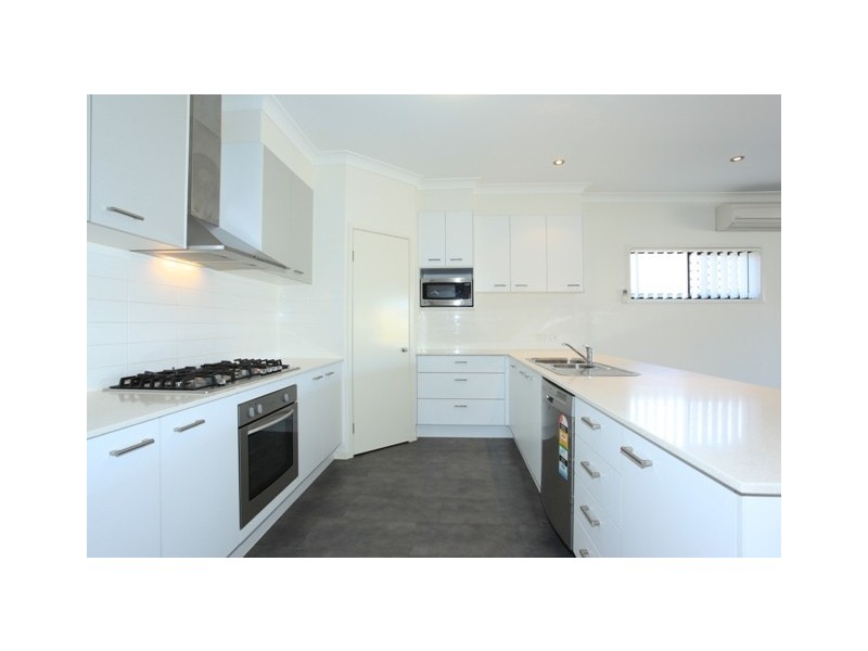 37 Astley Parade, North Lakes QLD 4509