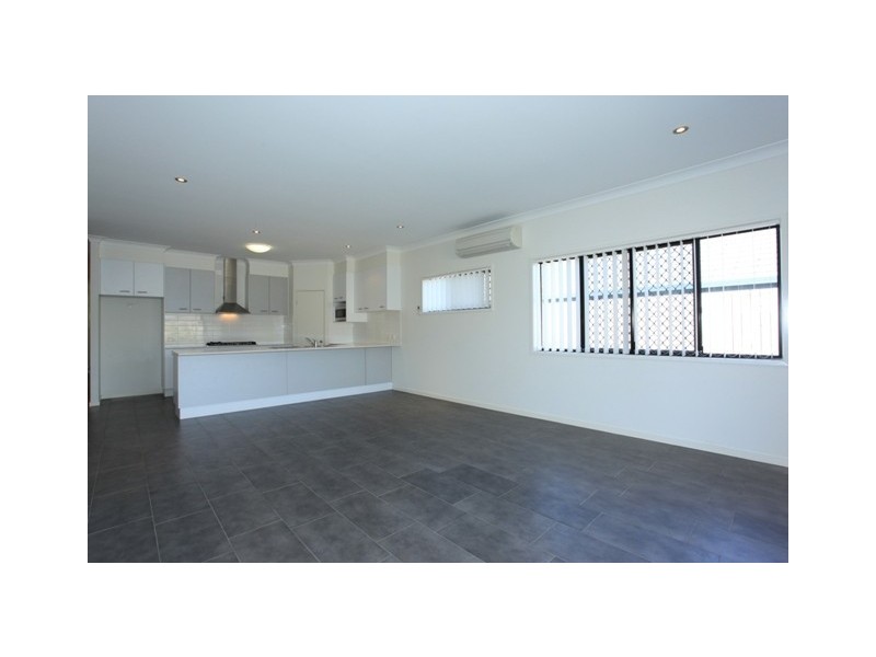 37 Astley Parade, North Lakes QLD 4509