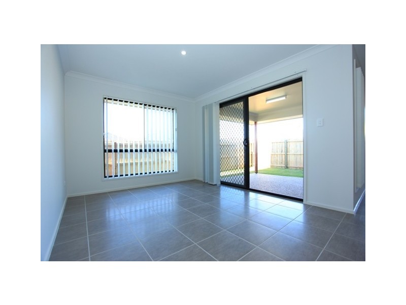 10 Triumph Circuit, North Lakes QLD 4509