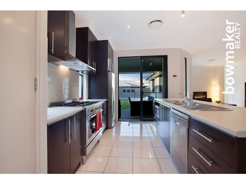 12 Astley Parade, North Lakes QLD 4509