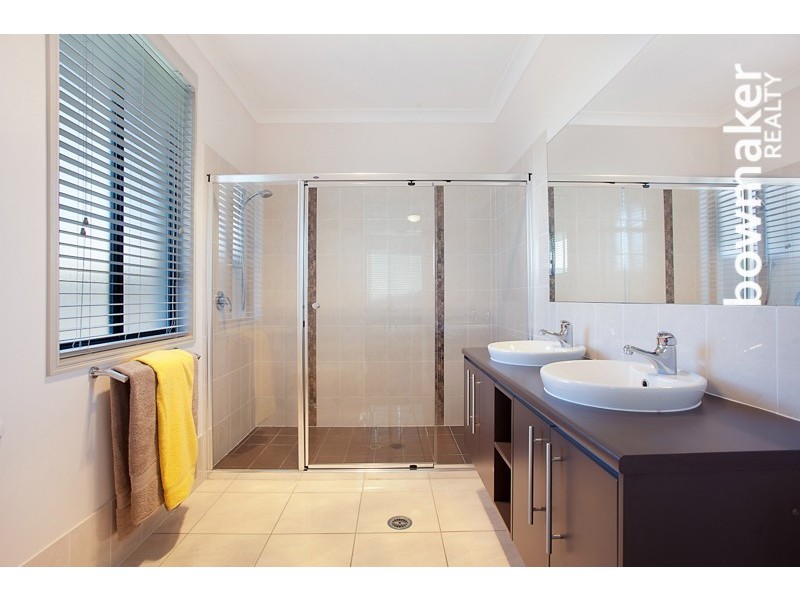 12 Astley Parade, North Lakes QLD 4509