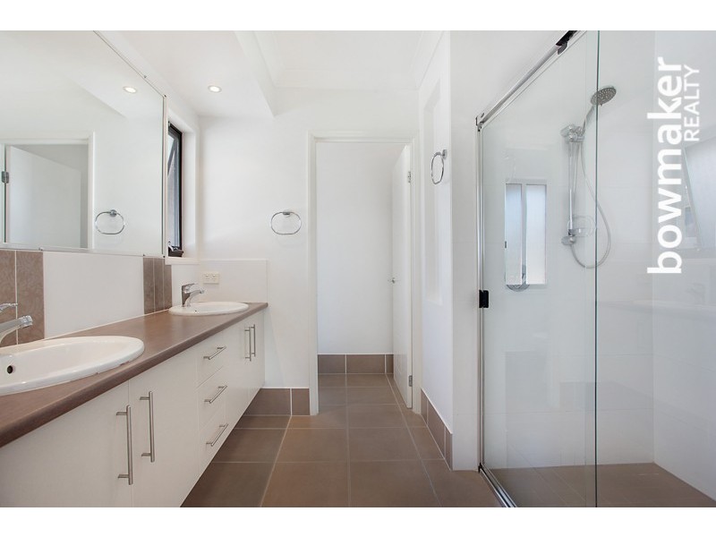 3 Lester Place, North Lakes QLD 4509