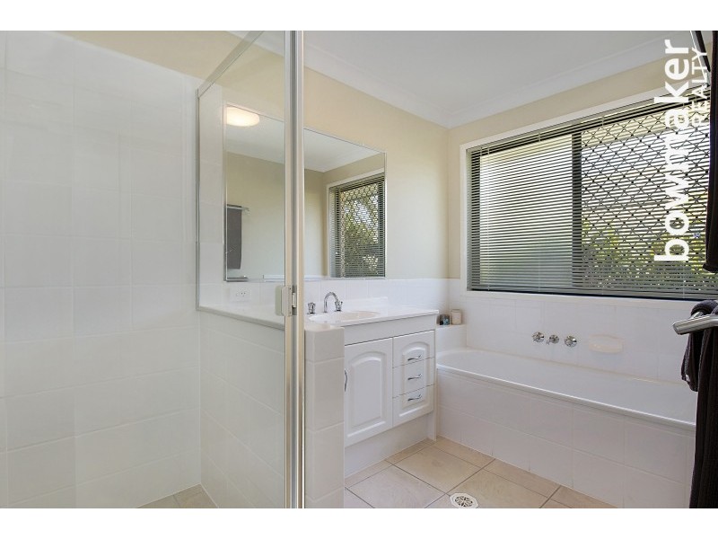 17 Sandpiper Avenue, North Lakes QLD 4509