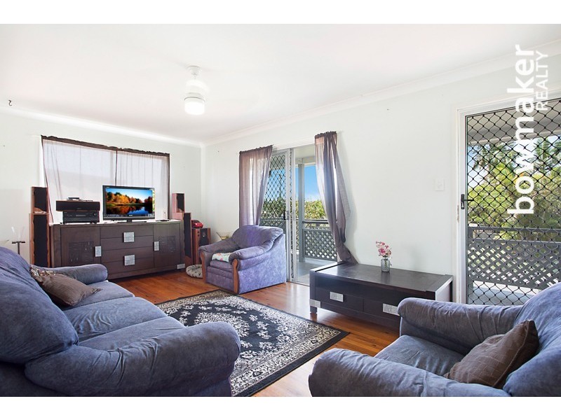 18 Azalea Court, Kallangur QLD 4503