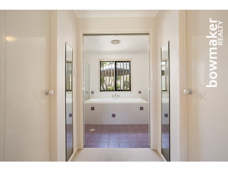 14 Pinnock Cresent, North Lakes QLD 4509