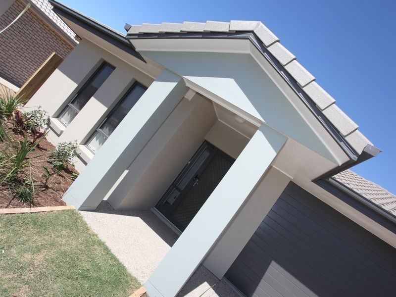 8 Sunjoy Place, North Lakes QLD 4509