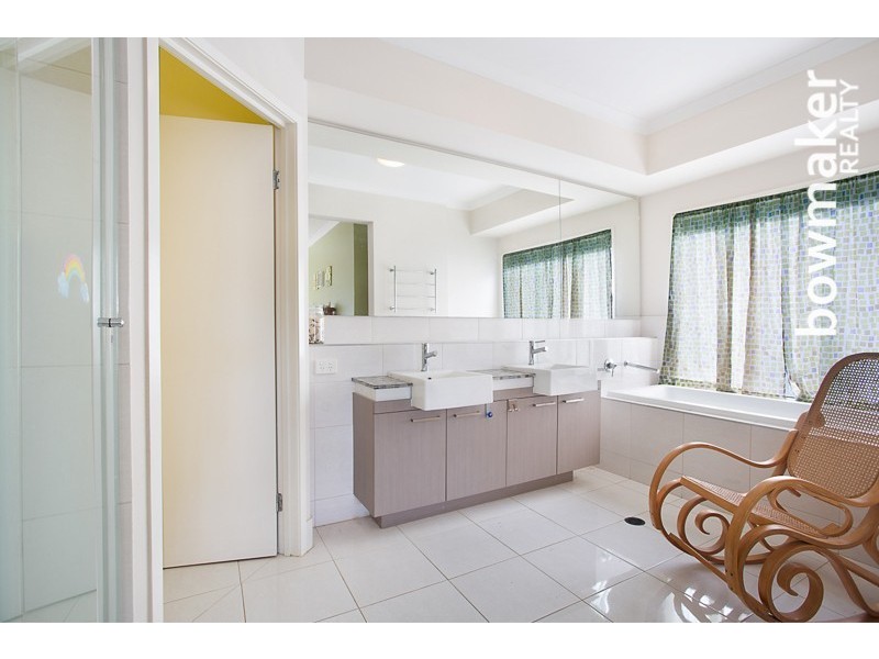 8 Kangaroo Street, North Lakes QLD 4509