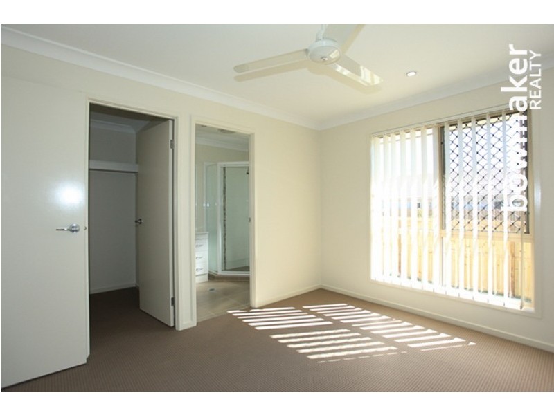 146 Nicklaus Parade, North Lakes QLD 4509