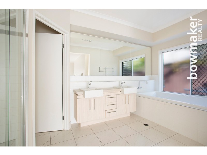 4 Trevino Parade, North Lakes QLD 4509