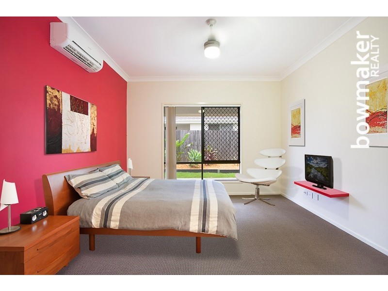 31 Riviera Crescent, North Lakes QLD 4509